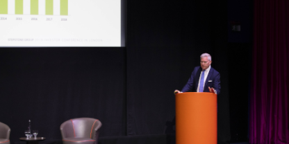 late-cycle-private-debt_featured-image_387x308px